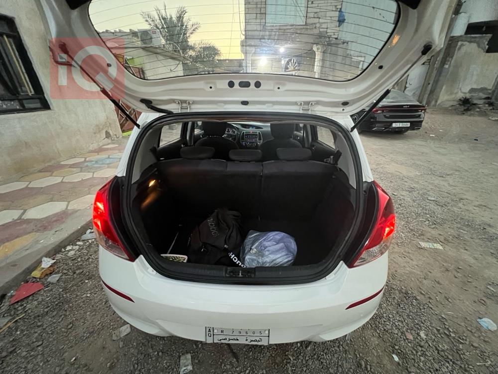 Hyundai i20